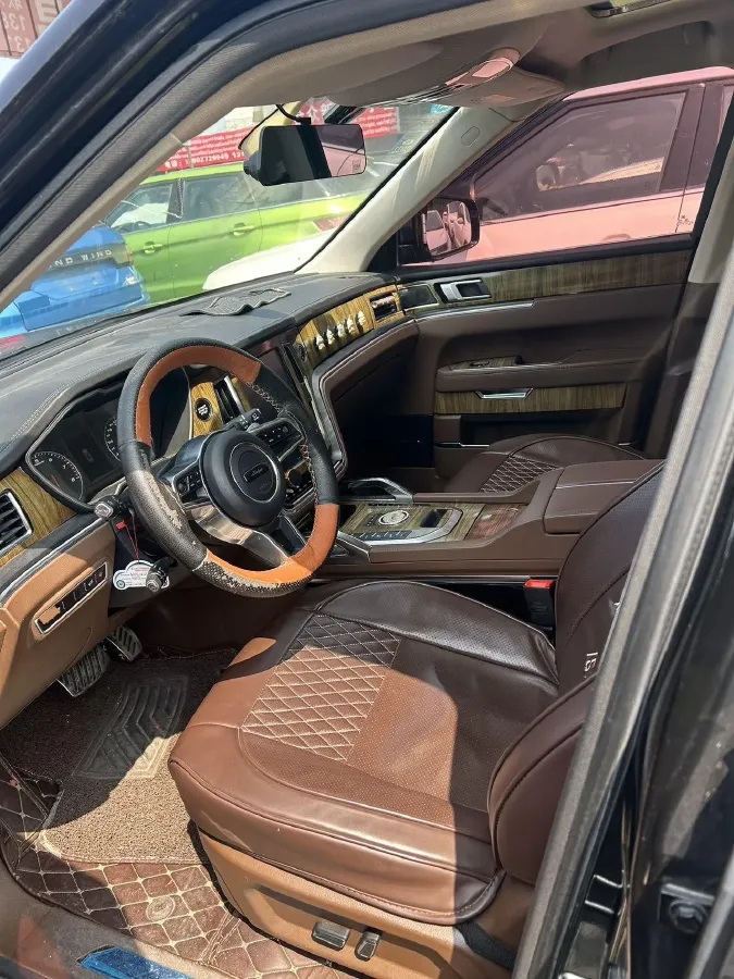 2017 Zotye T700 1.8T 177HP L4 6DCT,autocango,china used car exporter,china ev exporter,chinese used car exporter,chinese used ev exporter