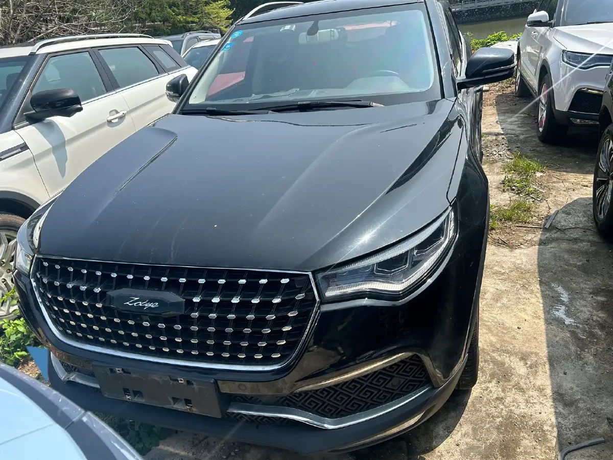 2017 Zotye T700 1.8T 177HP L4 6DCT,autocango,china used car exporter,china ev exporter,chinese used car exporter,chinese used ev exporter