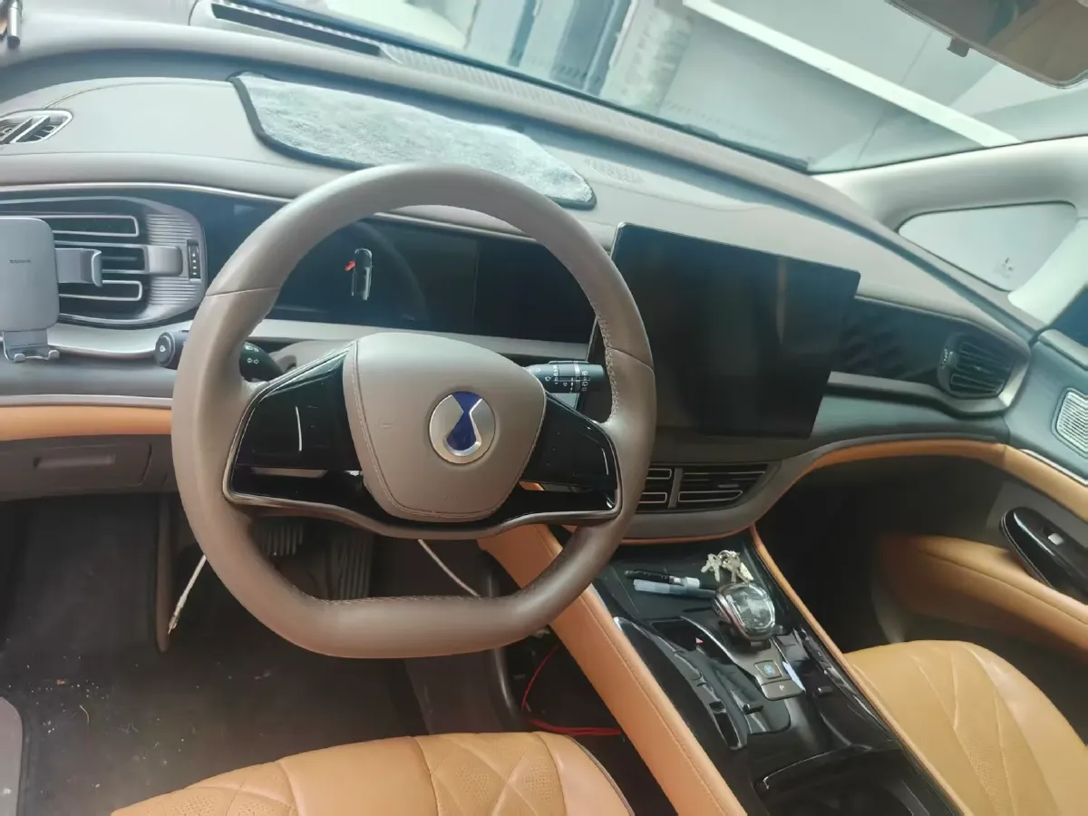 2022 Mercedes-Benz GLC Class 2.0T 197HP L4 9AT,autocango,china used car exporter,china ev exporter,chinese used car exporter,chinese used ev exporter