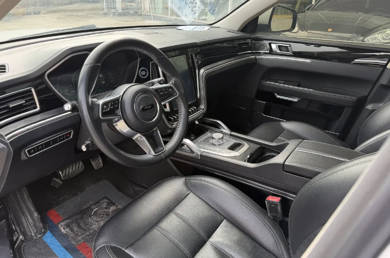 2017 Zotye T700 1.8T 177HP L4 6DCT,autocango,china used car exporter,china ev exporter,chinese used car exporter,chinese used ev exporter