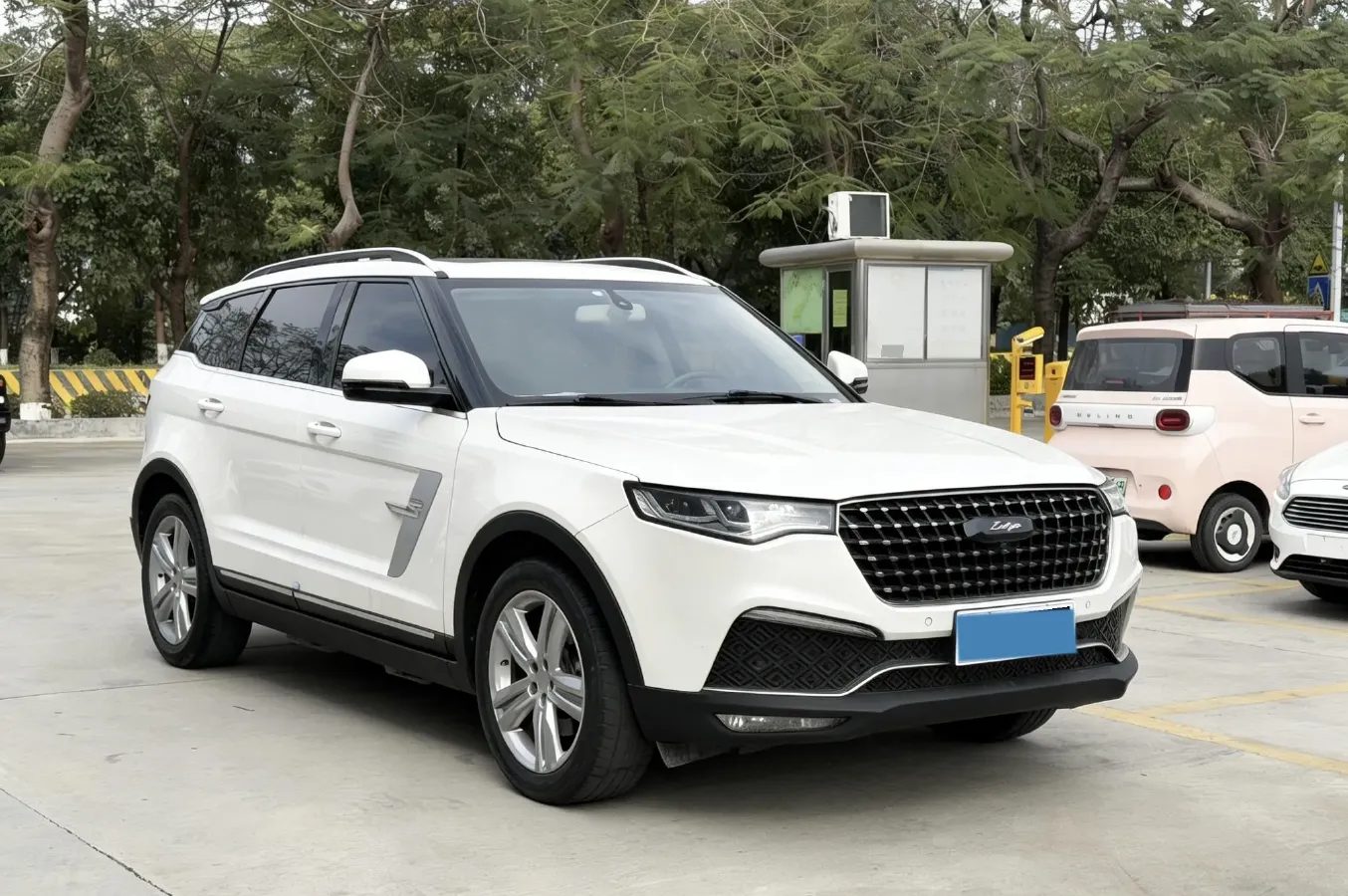 2017 Zotye T700 1.8T 177HP L4 6DCT,autocango,china used car exporter,china ev exporter,chinese used car exporter,chinese used ev exporter