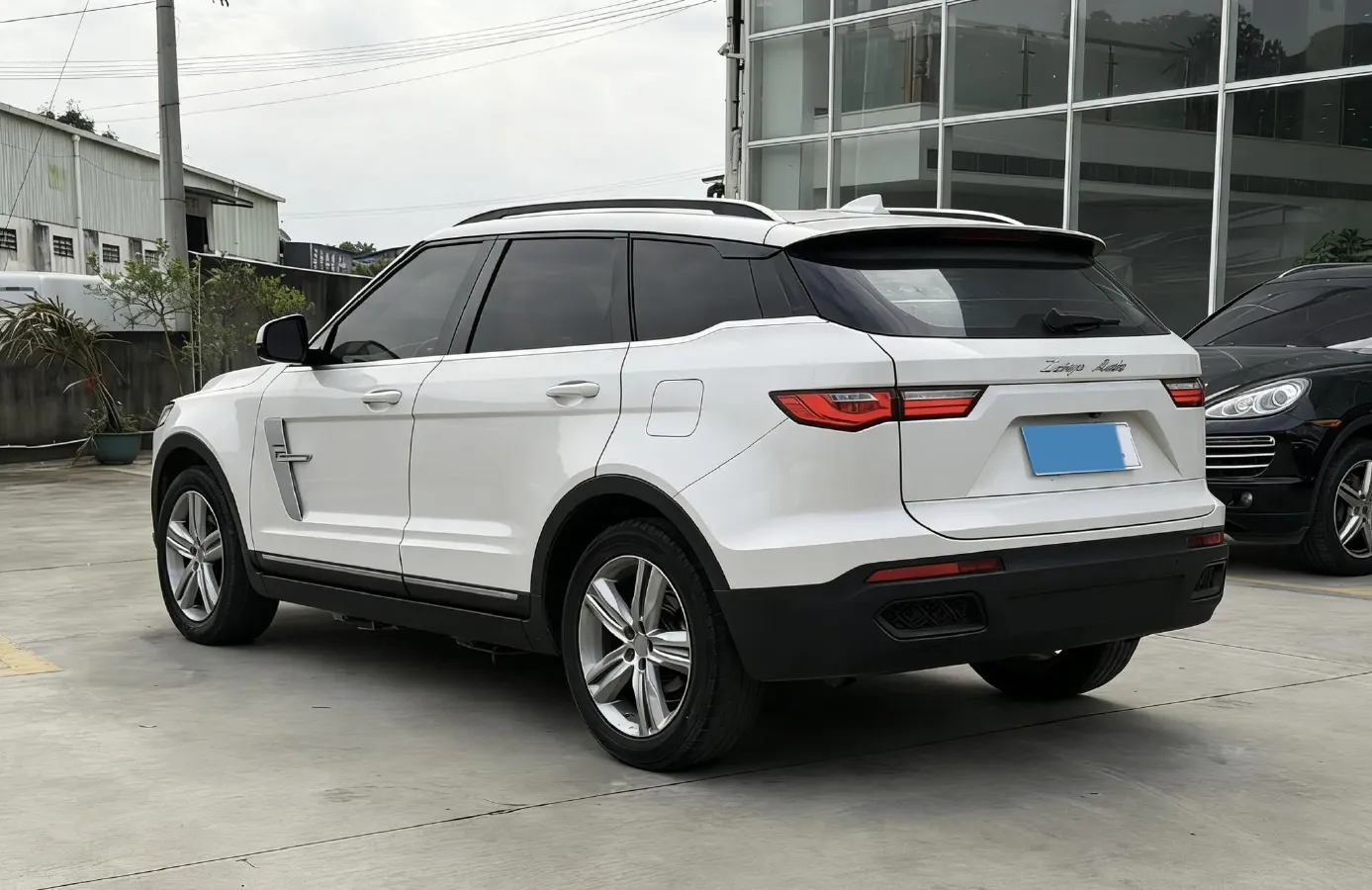 2017 Zotye T700 1.8T 177HP L4 6DCT,autocango,china used car exporter,china ev exporter,chinese used car exporter,chinese used ev exporter
