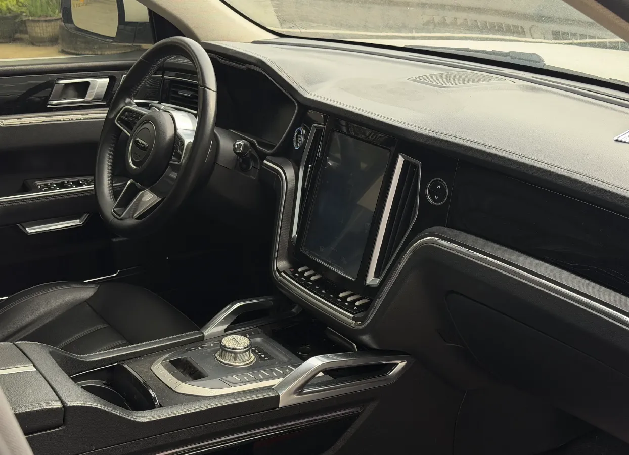 2017 Zotye T700 1.8T 177HP L4 6DCT,autocango,china used car exporter,china ev exporter,chinese used car exporter,chinese used ev exporter