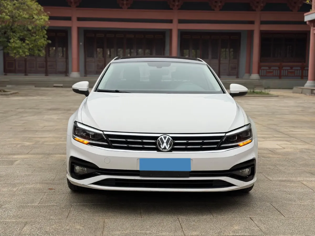 2019 Volkswagen Passat 1.4T 150HP L4 7DCT,autocango,china used car exporter,china ev exporter,chinese used car exporter,chinese used ev exporter