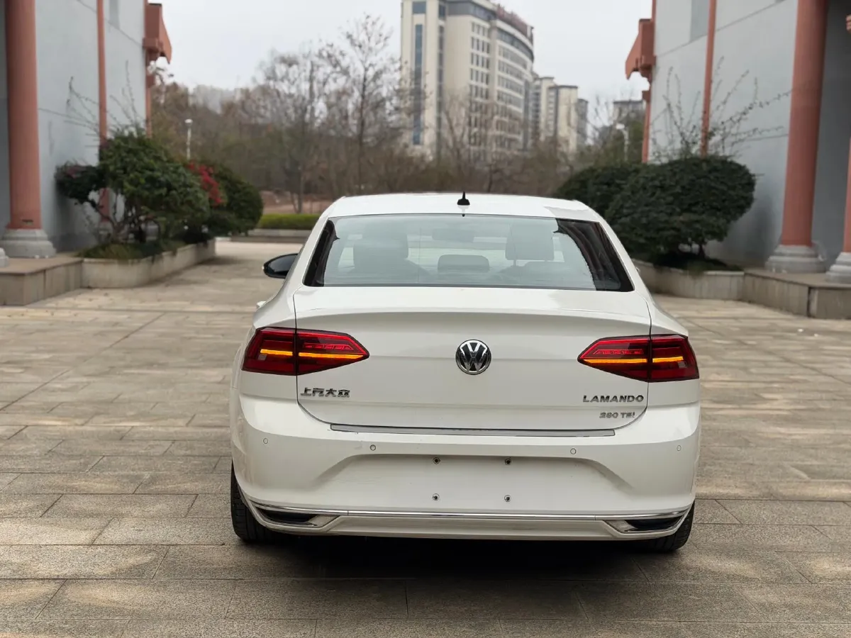 2019 Volkswagen Passat 1.4T 150HP L4 7DCT,autocango,china used car exporter,china ev exporter,chinese used car exporter,chinese used ev exporter