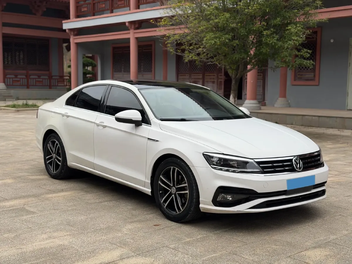 2019 Volkswagen Passat 1.4T 150HP L4 7DCT,autocango,china used car exporter,china ev exporter,chinese used car exporter,chinese used ev exporter