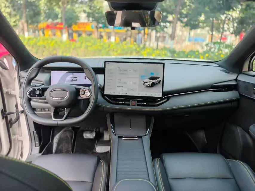 2025 LYNK&CO 06 1.5T 181HP L4 7DCT,autocango,china used car exporter,china ev exporter,chinese used car exporter,chinese used ev exporter