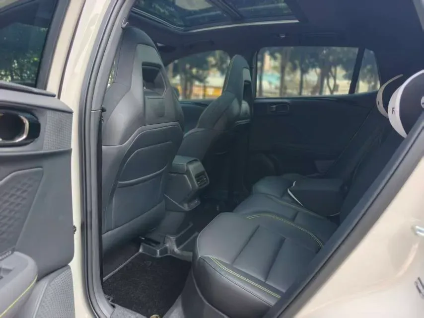 2025 LYNK&CO 06 1.5T 181HP L4 7DCT,autocango,china used car exporter,china ev exporter,chinese used car exporter,chinese used ev exporter