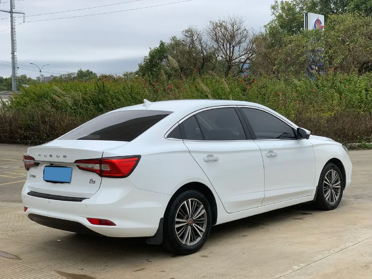 2019 Roewe i5 1.5L 120HP L4 CVT,autocango,china used car exporter,china ev exporter,chinese used car exporter,chinese used ev exporter