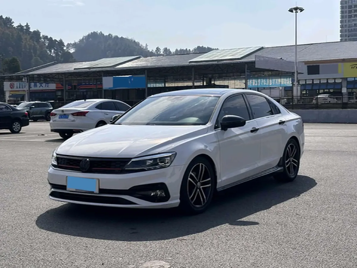 2019 Volkswagen Passat 1.4T 150HP L4 7DCT,autocango,china used car exporter,china ev exporter,chinese used car exporter,chinese used ev exporter