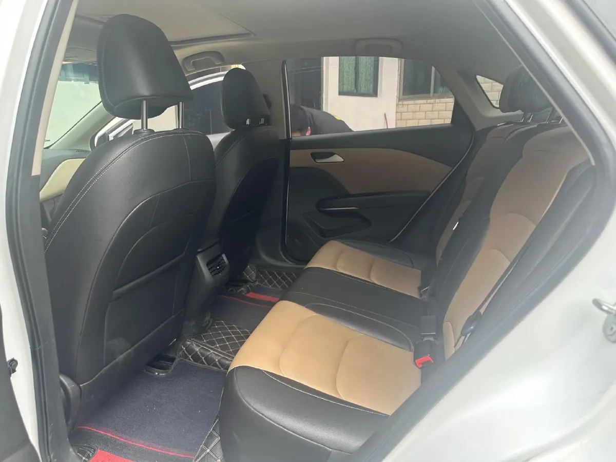 2022 Chevrolet Monza 1.5L 113HP L4 6AT,autocango,china used car exporter,china ev exporter,chinese used car exporter,chinese used ev exporter