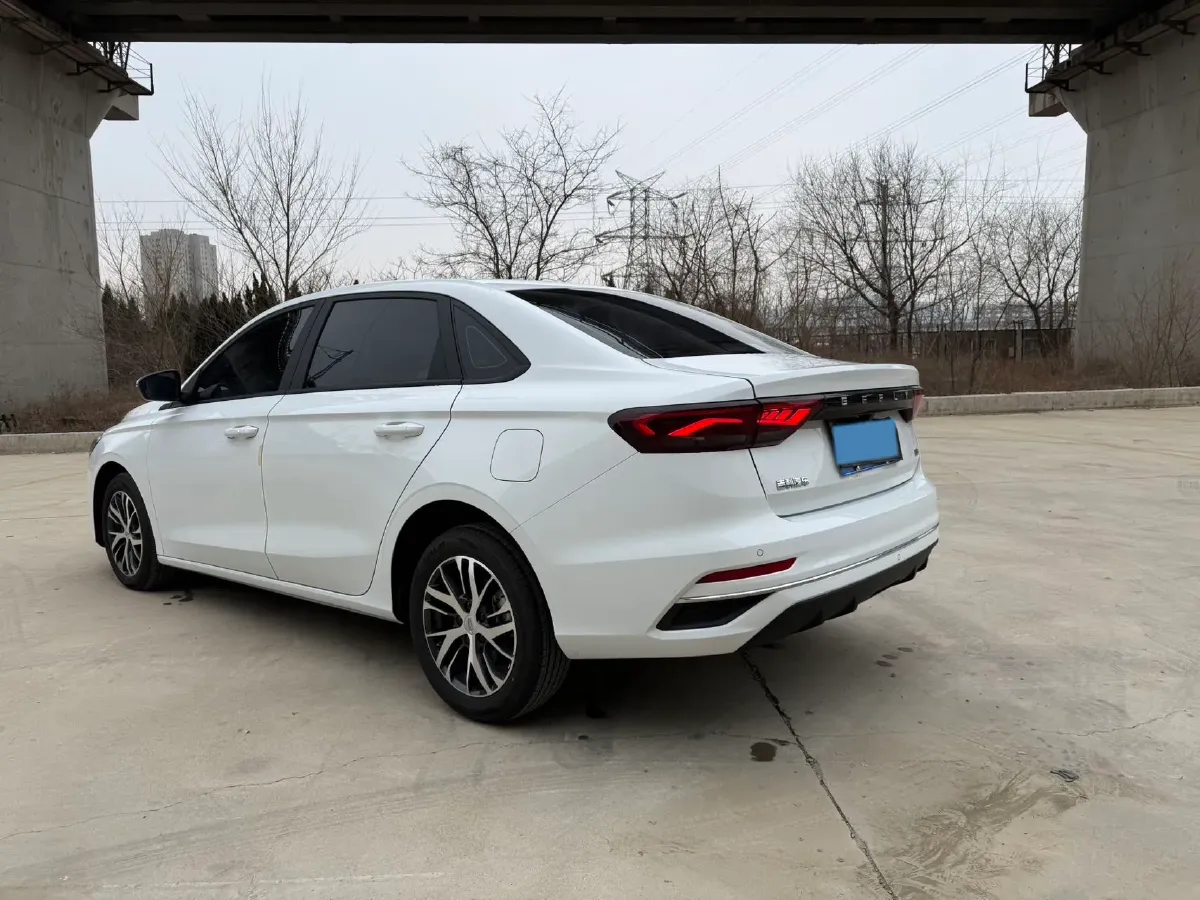 2025 Geely Emgrand 1.5L 127HP L4 CVT,autocango,china used car exporter,china ev exporter,chinese used car exporter,chinese used ev exporter