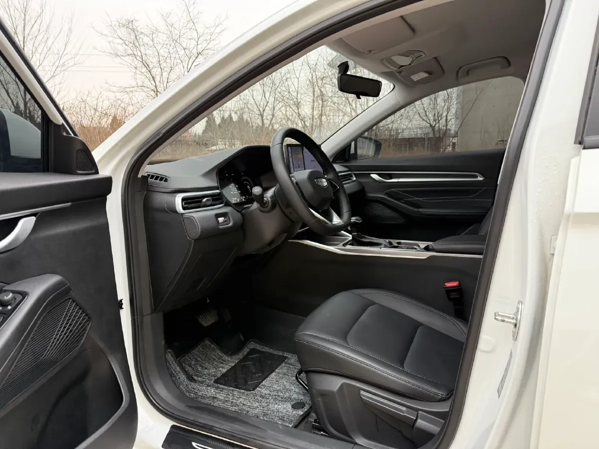 2025 Geely Emgrand 1.5L 127HP L4 CVT,autocango,china used car exporter,china ev exporter,chinese used car exporter,chinese used ev exporter