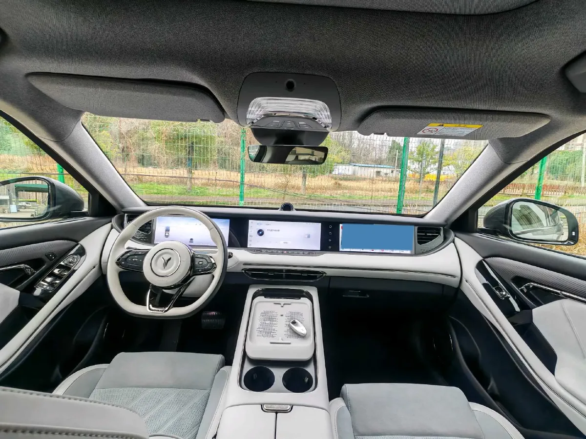 2025 Voyah FREE 1.5T 150HP L4 REEV 43KWH,autocango,china used car exporter,china ev exporter,chinese used car exporter,chinese used ev exporter