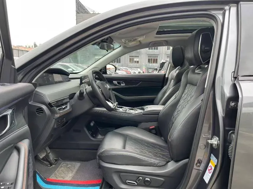 2021 ChangAn UNI-K 2.0T 233HP L4 8AT,autocango,china used car exporter,china ev exporter,chinese used car exporter,chinese used ev exporter