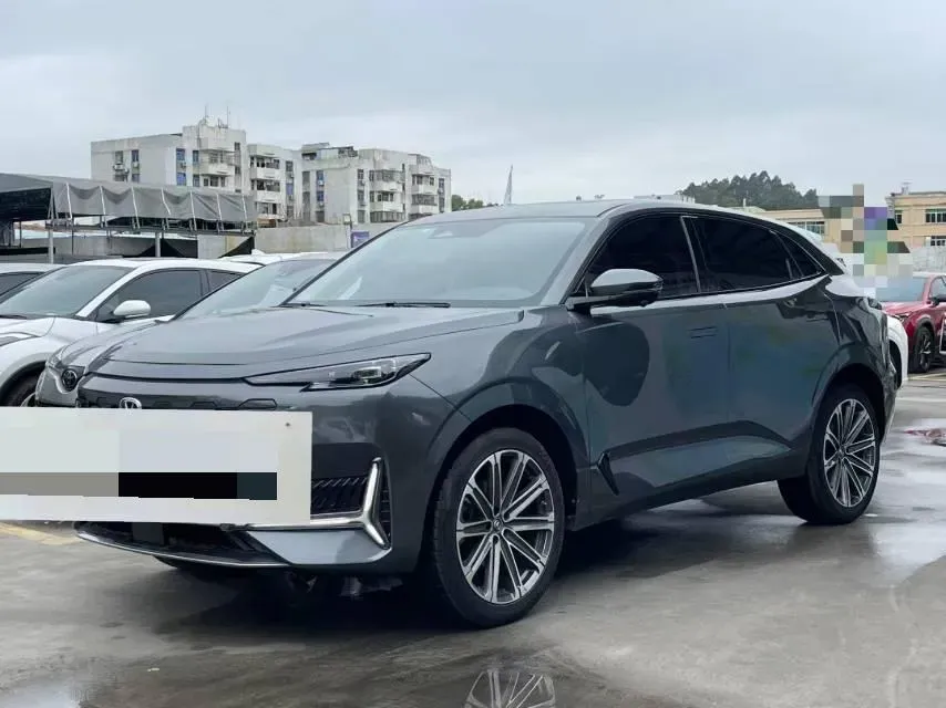 2021 ChangAn UNI-K 2.0T 233HP L4 8AT,autocango,china used car exporter,china ev exporter,chinese used car exporter,chinese used ev exporter