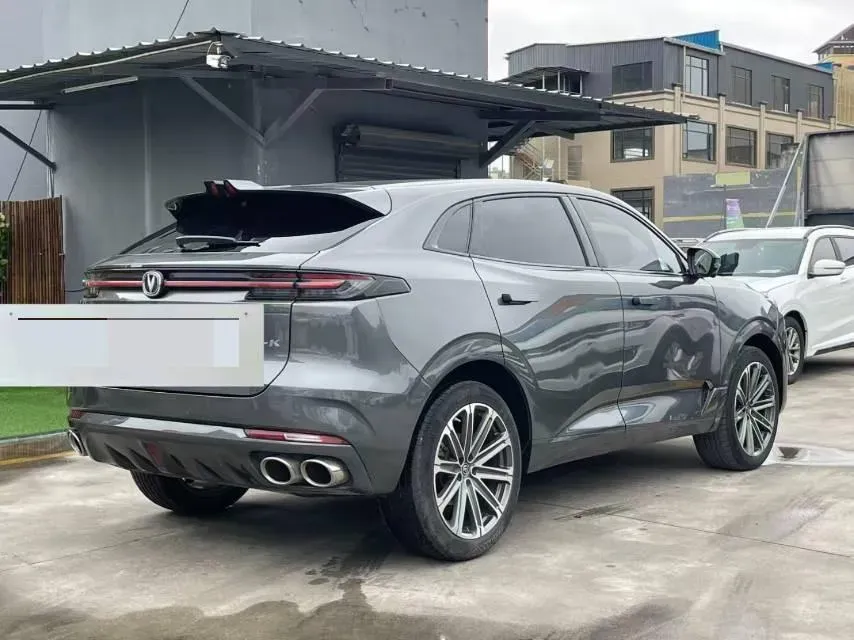 2021 ChangAn UNI-K 2.0T 233HP L4 8AT,autocango,china used car exporter,china ev exporter,chinese used car exporter,chinese used ev exporter