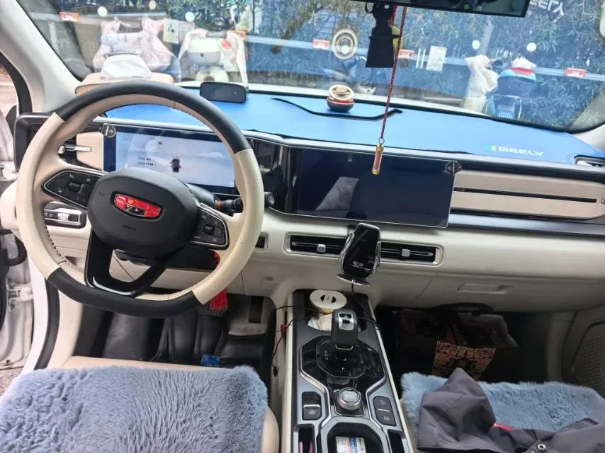 2023 Geely ICON 1.5T 181HP L4 7DCT,autocango,china used car exporter,china ev exporter,chinese used car exporter,chinese used ev exporter