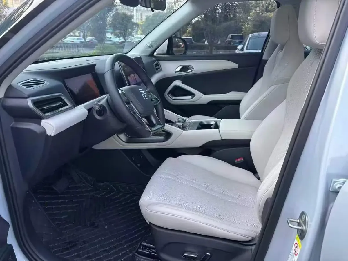 2024 BYD YuanUP BEV 45.12KWH,autocango,china used car exporter,china ev exporter,chinese used car exporter,chinese used ev exporter