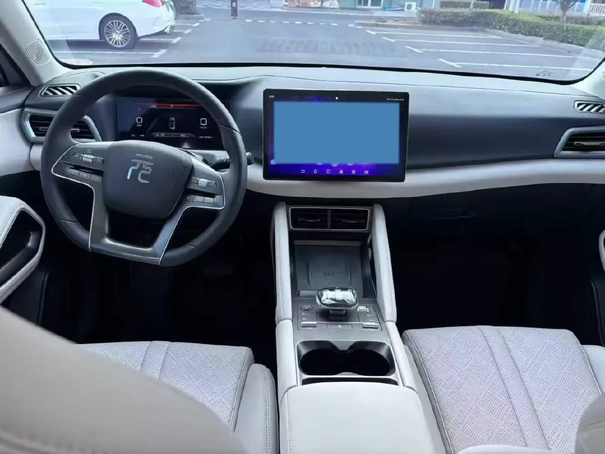 2024 BYD YuanUP BEV 45.12KWH,autocango,china used car exporter,china ev exporter,chinese used car exporter,chinese used ev exporter