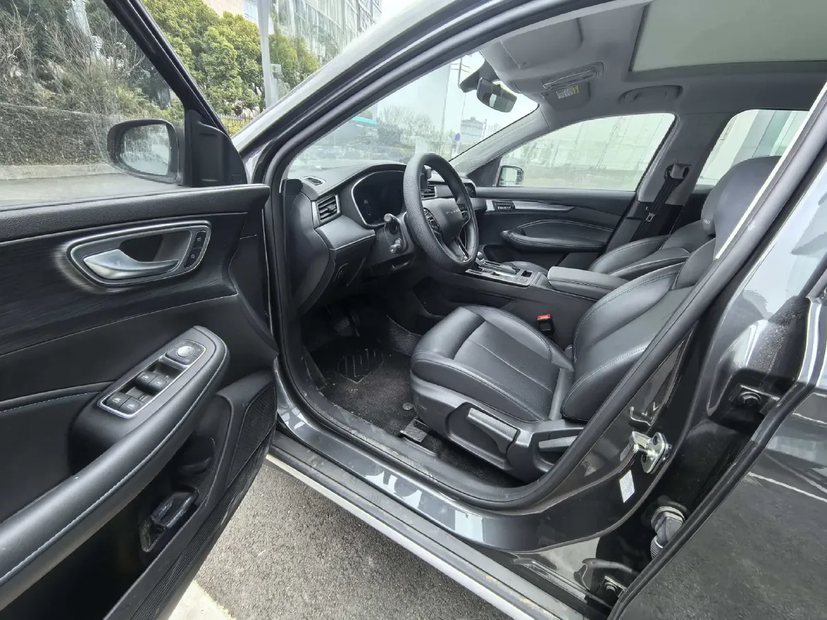 2023 Roewe RX5 1.5T 181HP L4 7DCT,autocango,china used car exporter,china ev exporter,chinese used car exporter,chinese used ev exporter