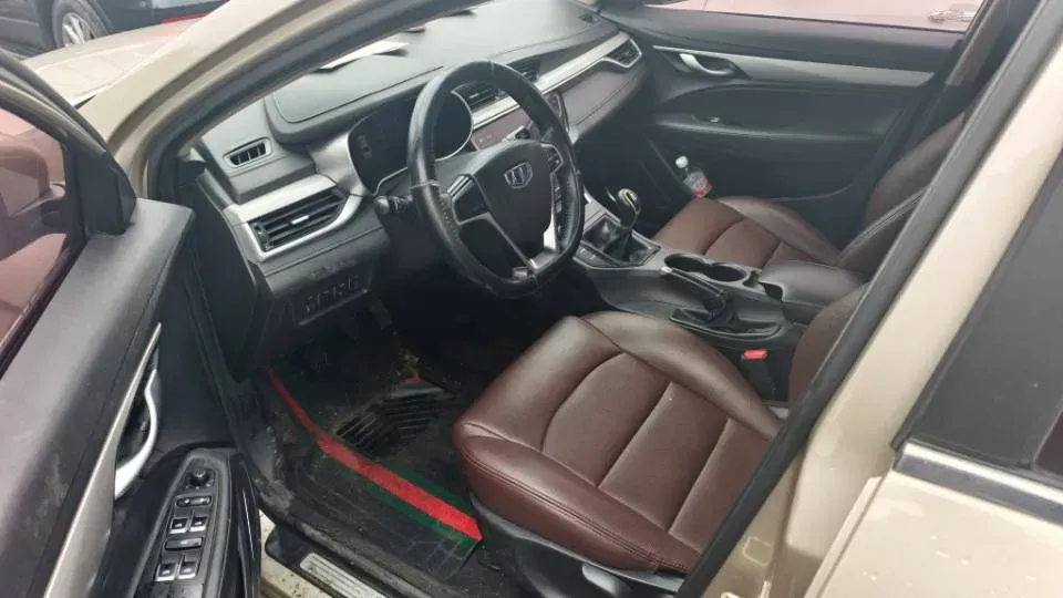 2018 Geely Emgrand 1.5L 109HP L4 5MT,autocango,china used car exporter,china ev exporter,chinese used car exporter,chinese used ev exporter