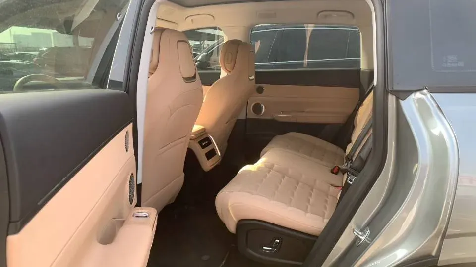 2024 Exceed Sterra ET REEV 156HP REEV 32KWH,autocango,china used car exporter,china ev exporter,chinese used car exporter,chinese used ev exporter