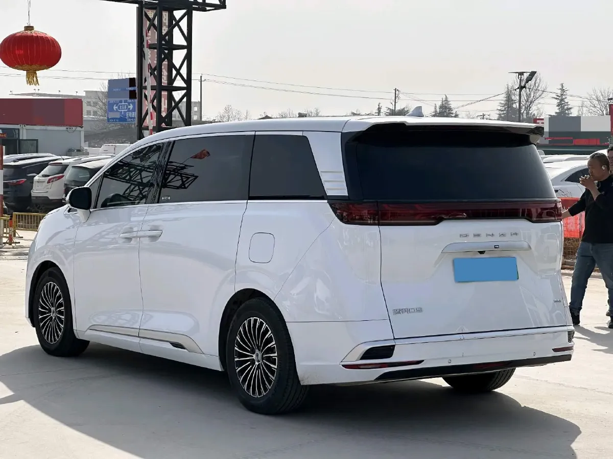 2024 Denza D9 1.5T 139HP L4 E-CVT PHEV 40KWH,autocango,china used car exporter,china ev exporter,chinese used car exporter,chinese used ev exporter