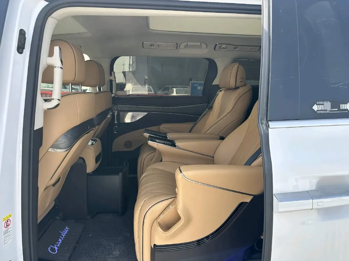 2024 Denza D9 1.5T 139HP L4 E-CVT PHEV 40KWH,autocango,china used car exporter,china ev exporter,chinese used car exporter,chinese used ev exporter