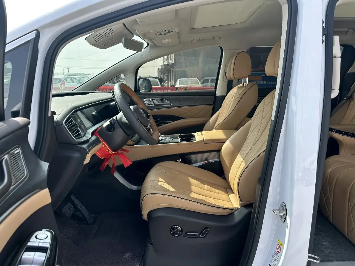 2024 Denza D9 1.5T 139HP L4 E-CVT PHEV 40KWH,autocango,china used car exporter,china ev exporter,chinese used car exporter,chinese used ev exporter