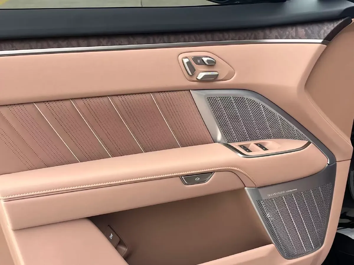 2025 ONVO L90 BEV,autocango,china used car exporter,china ev exporter,chinese used car exporter,chinese used ev exporter