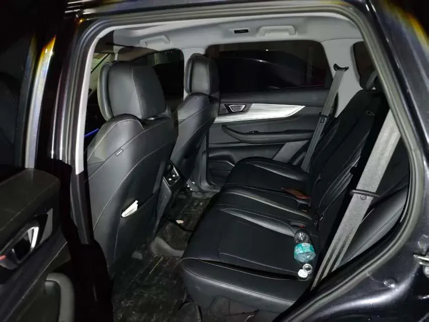 2022 Chery Tiggo 8 PRO 1.6T 197HP L4 7DCT,autocango,china used car exporter,china ev exporter,chinese used car exporter,chinese used ev exporter