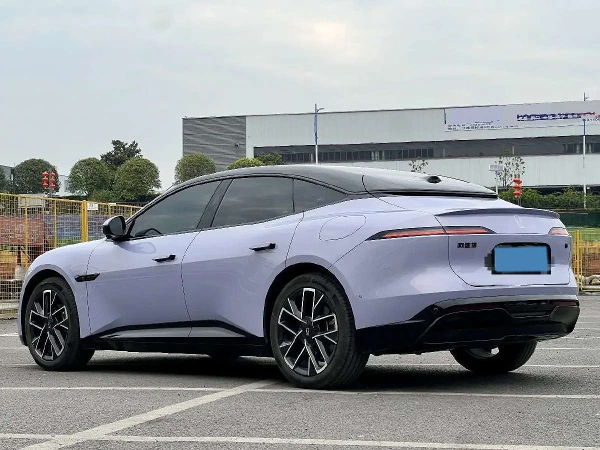 2025 Avatr 06 BEV,autocango,china used car exporter,china ev exporter,chinese used car exporter,chinese used ev exporter