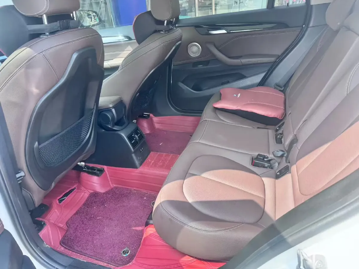 2022 BMW X1 2.0T 192HP L4 7DCT,autocango,china used car exporter,china ev exporter,chinese used car exporter,chinese used ev exporter