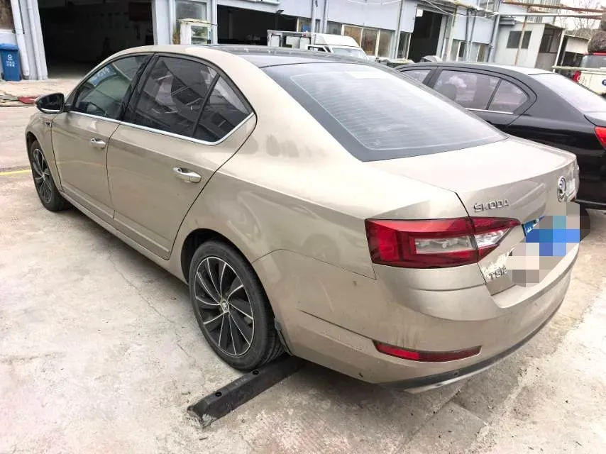 2018 Skoda Octavia 1.4T 150HP L4 7DCT,autocango,china used car exporter,china ev exporter,chinese used car exporter,chinese used ev exporter