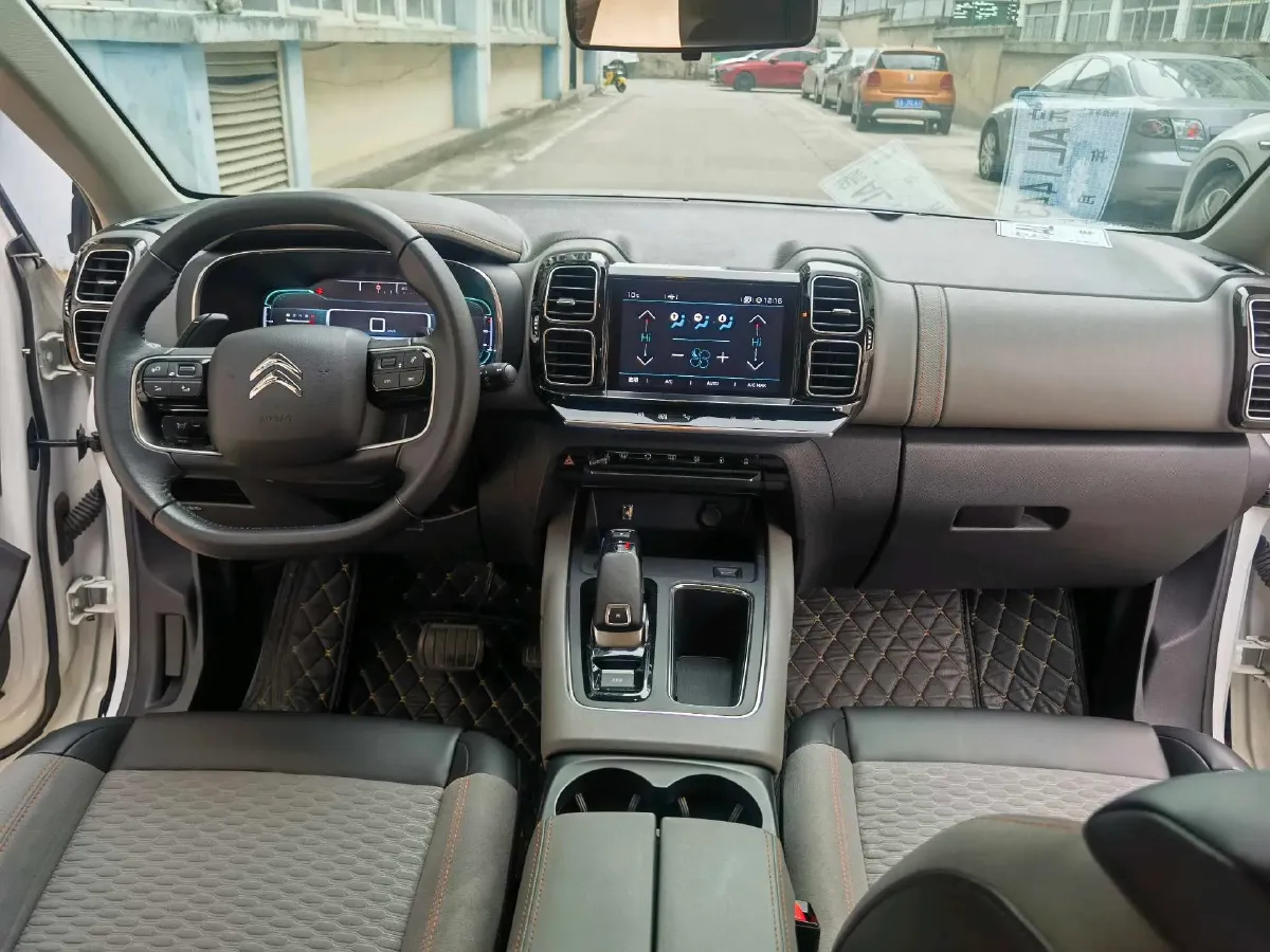 2019 Citroen C5 Aircross 1.6T 170HP L4 6AT,autocango,china used car exporter,china ev exporter,chinese used car exporter,chinese used ev exporter