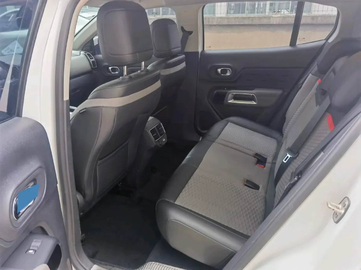 2019 Citroen C5 Aircross 1.6T 170HP L4 6AT,autocango,china used car exporter,china ev exporter,chinese used car exporter,chinese used ev exporter