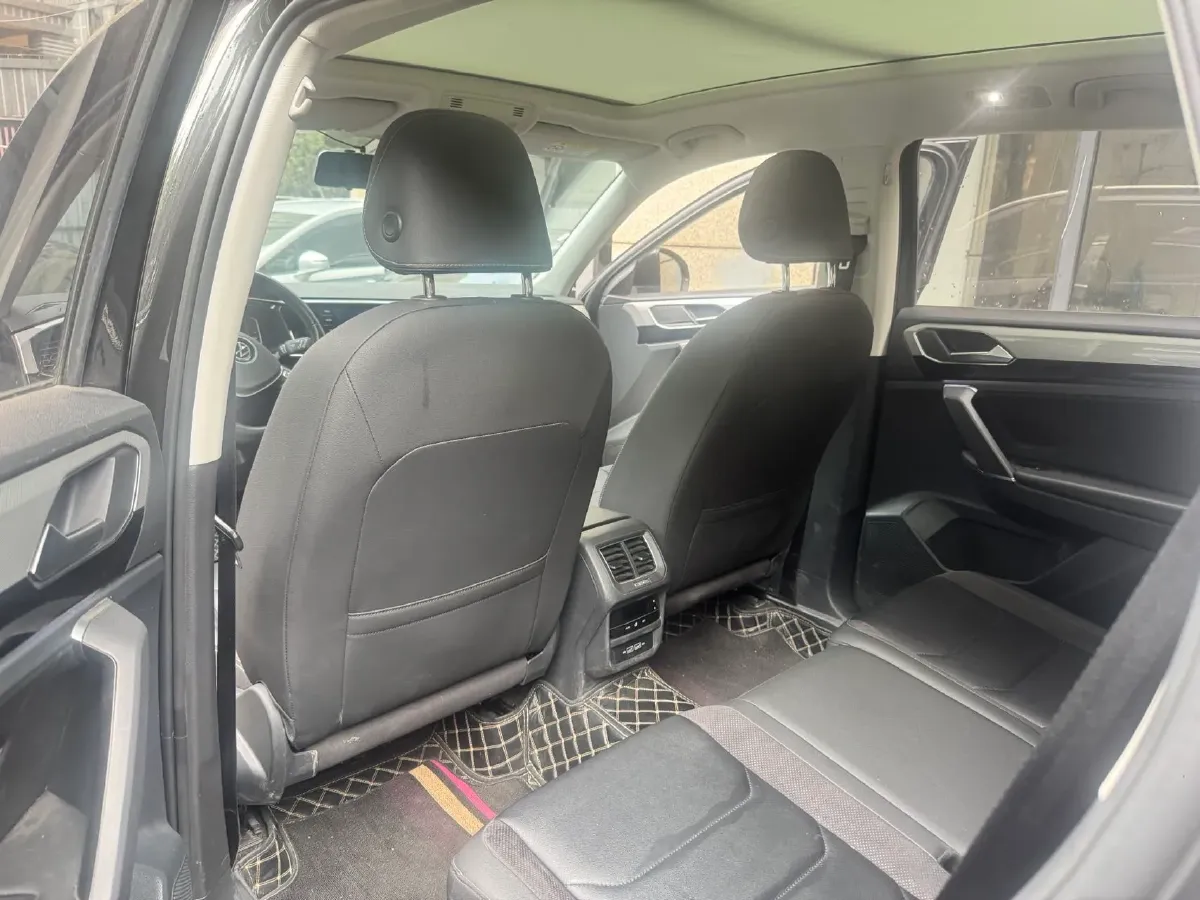 2022 Volkswagen Tayron 2.0T 186HP L4 7DCT,autocango,china used car exporter,china ev exporter,chinese used car exporter,chinese used ev exporter