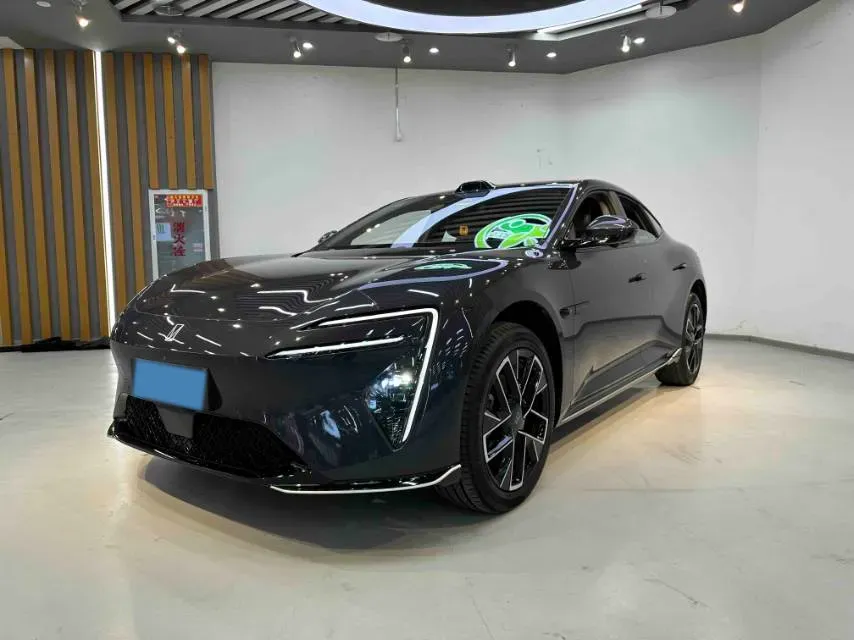 2025 Avatr 06 REEV 156HP REEV,autocango,china used car exporter,china ev exporter,chinese used car exporter,chinese used ev exporter