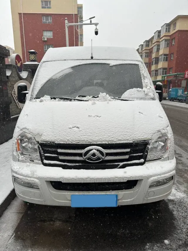 2021 MAXUS XinTu V80 2.0T 139HP L4 6MT,autocango,china used car exporter,china ev exporter,chinese used car exporter,chinese used ev exporter