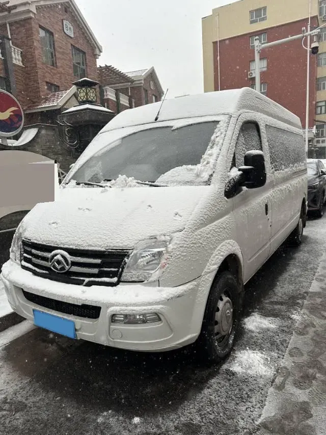 2021 MAXUS XinTu V80 2.0T 139HP L4 6MT,autocango,china used car exporter,china ev exporter,chinese used car exporter,chinese used ev exporter