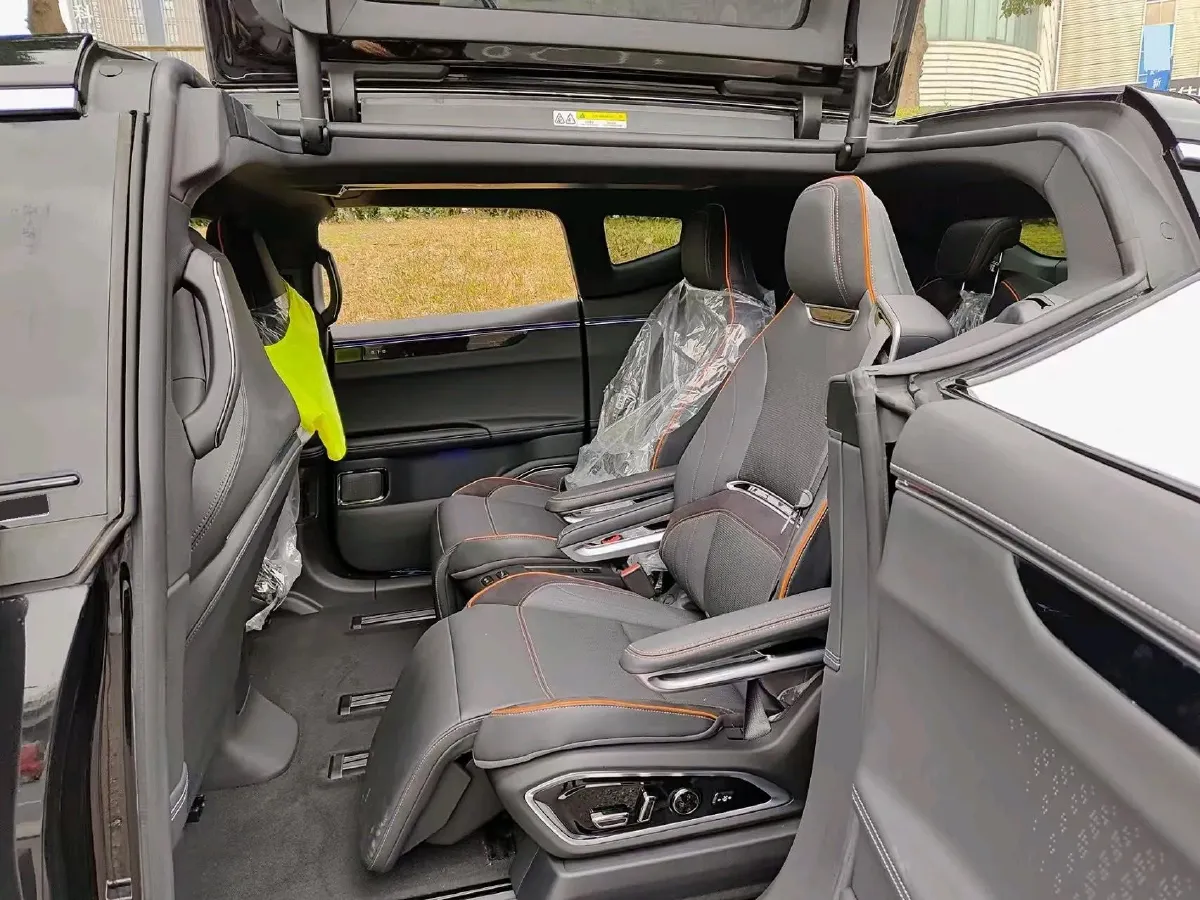 2022 HiPhi X BEV 97KWH,autocango,china used car exporter,china ev exporter,chinese used car exporter,chinese used ev exporter