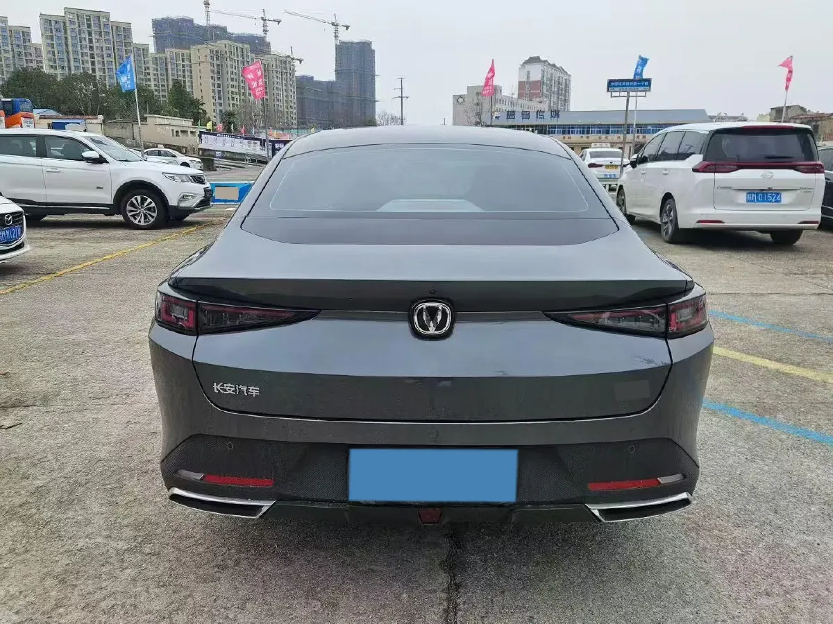 2023 ChangAn Lamore 1.5T 170HP L4 7DCT,autocango,china used car exporter,china ev exporter,chinese used car exporter,chinese used ev exporter