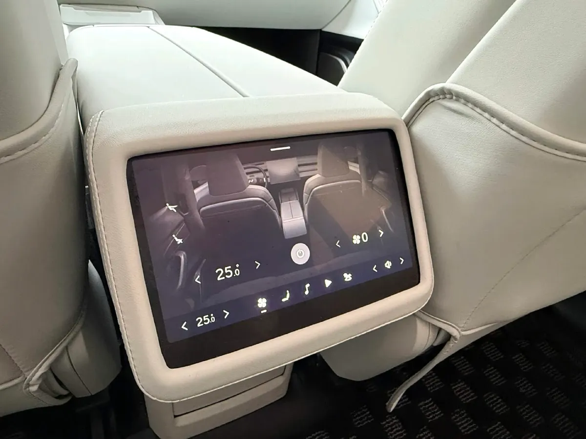 2025 ONVO L60 BEV,autocango,china used car exporter,china ev exporter,chinese used car exporter,chinese used ev exporter