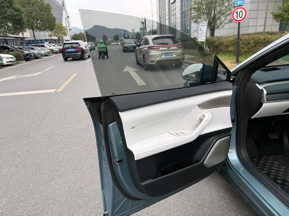 2025 ONVO L60 BEV,autocango,china used car exporter,china ev exporter,chinese used car exporter,chinese used ev exporter