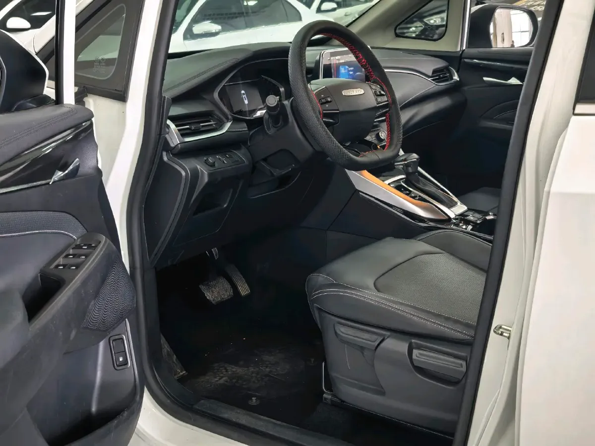 2019 MAXUS G50 1.5T 169HP L4 7DCT,autocango,china used car exporter,china ev exporter,chinese used car exporter,chinese used ev exporter