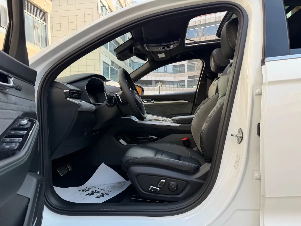 2023 Geely Preface 2.0T 190HP L4 7DCT,autocango,china used car exporter,china ev exporter,chinese used car exporter,chinese used ev exporter