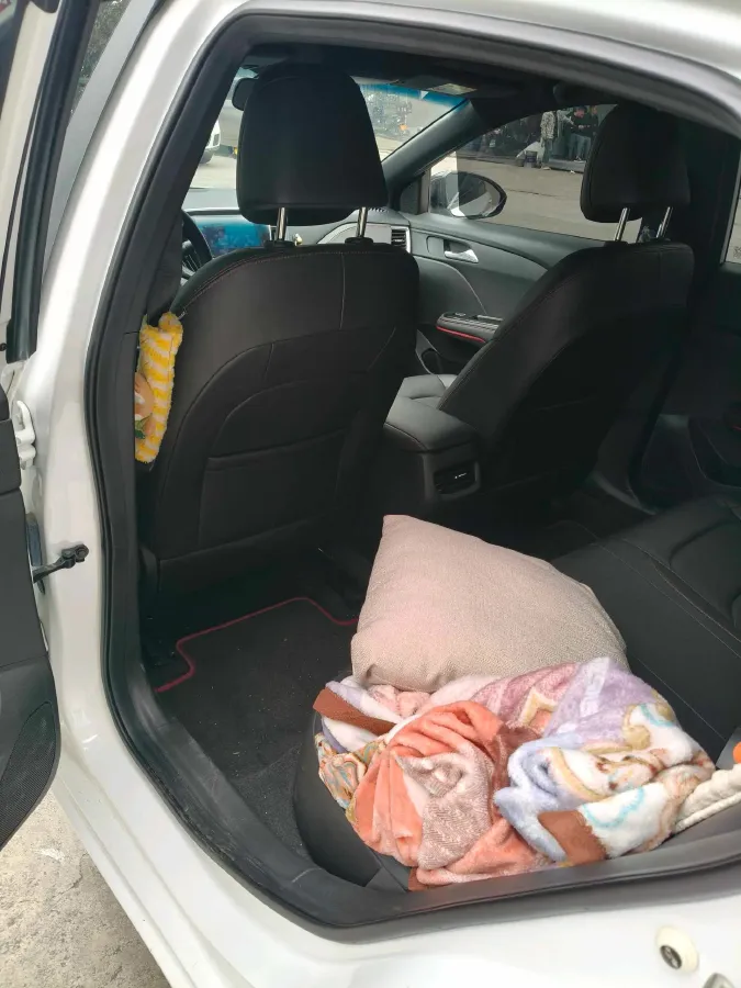 2022 Chevrolet Monza 1.3T 163HP L3 6AT,autocango,china used car exporter,china ev exporter,chinese used car exporter,chinese used ev exporter