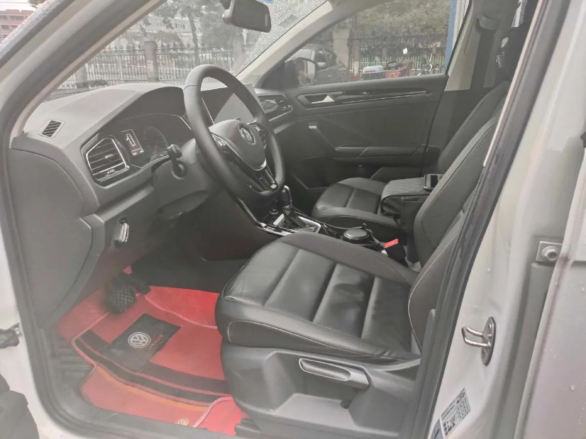 2019 Volkswagen T-Roc 1.4T 150HP L4 7DCT,autocango,china used car exporter,china ev exporter,chinese used car exporter,chinese used ev exporter