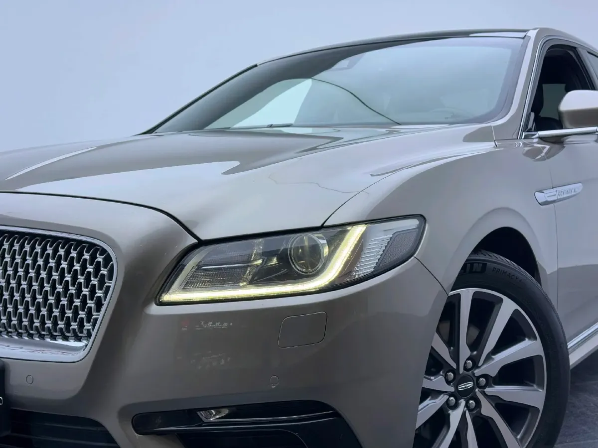 2018 Lincoln Continental 2.0T 261HP L4 6AT,autocango,china used car exporter,china ev exporter,chinese used car exporter,chinese used ev exporter